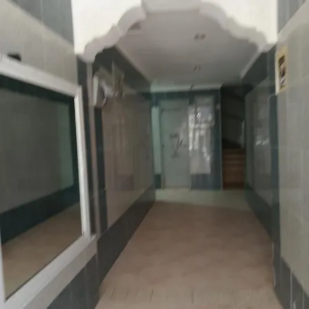 Appartement Familial Pres D'Aeroport Ibn Batouta Tanger Exterior photo